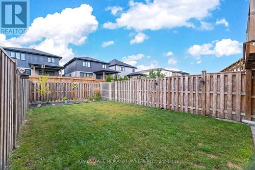 6338 Shapton Crescent, Niagara Falls, ON - Outdoor