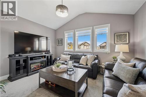 22 Marty Lane, New Hamburg, ON - Indoor Photo Showing Living Room