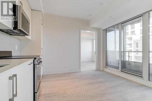 406 - 2450 Old Bronte Road, Oakville, ON - Indoor