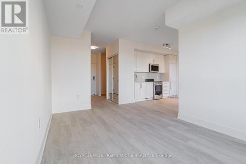 406 - 2450 Old Bronte Road, Oakville, ON - Indoor Photo Showing Other Room