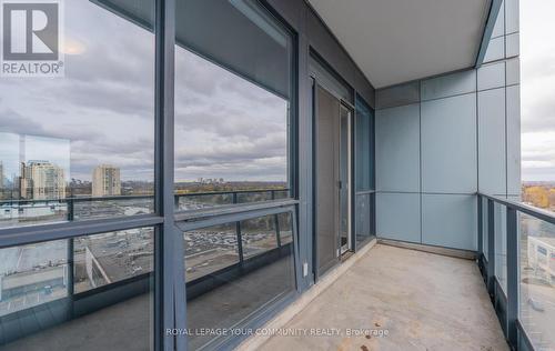 827 - 2885 Bayview Avenue, Toronto, ON - Outdoor With Exterior