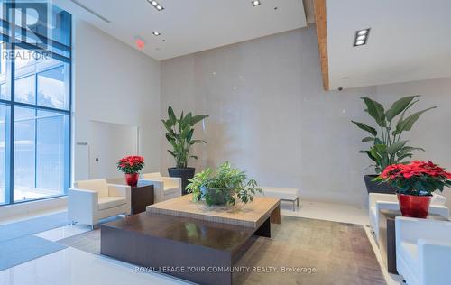 827 - 2885 Bayview Avenue, Toronto, ON - Indoor Photo Showing Other Room