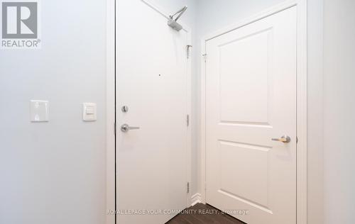 827 - 2885 Bayview Avenue, Toronto, ON - Indoor Photo Showing Other Room