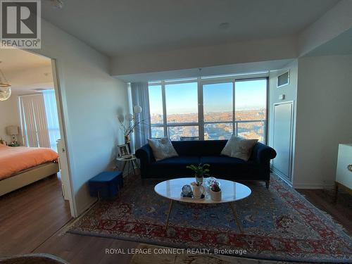 1702 - 68 Abell Street, Toronto, ON - Indoor Photo Showing Living Room