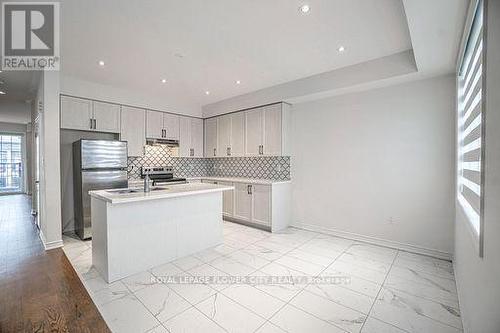 Upper - 37 Hashmi Place, Brampton, ON - Indoor Photo Showing Kitchen With Upgraded Kitchen