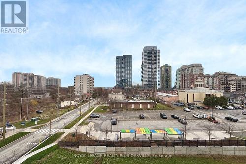 407 - 2088 James Street, Burlington, ON - Outdoor