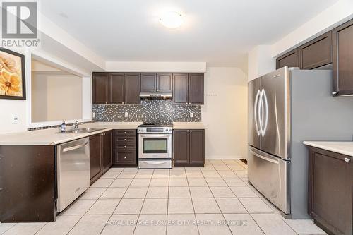 32 - 50 Hillcrest Avenue, Brampton, ON - Indoor Photo Showing Kitchen With Stainless Steel Kitchen With Double Sink
