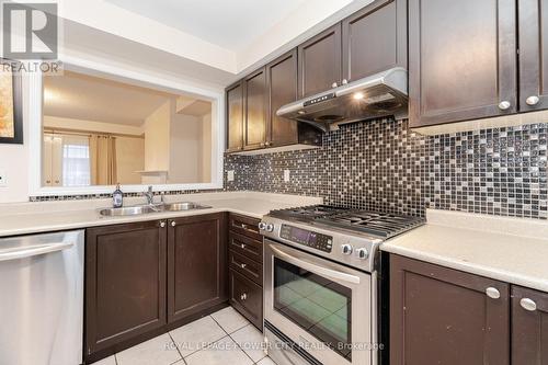 32 - 50 Hillcrest Avenue, Brampton, ON - Indoor Photo Showing Kitchen With Stainless Steel Kitchen With Double Sink