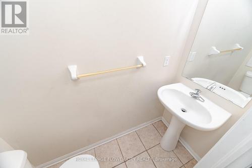 32 - 50 Hillcrest Avenue, Brampton, ON - Indoor Photo Showing Bathroom