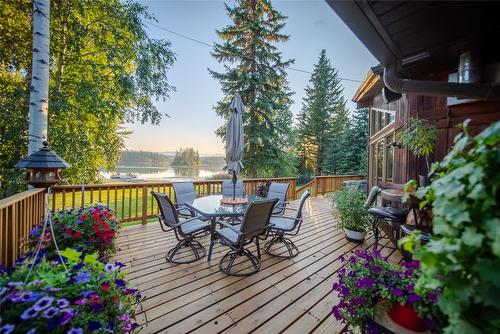 6291 Tie Lake Shore Road, Jaffray, BC - Outdoor With Deck Patio Veranda With Exterior