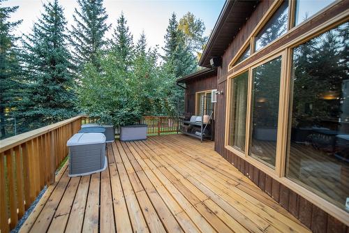 6291 Tie Lake Shore Road, Jaffray, BC - Outdoor With Deck Patio Veranda With Exterior