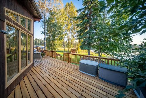 6291 Tie Lake Shore Road, Jaffray, BC - Outdoor With Deck Patio Veranda With Exterior