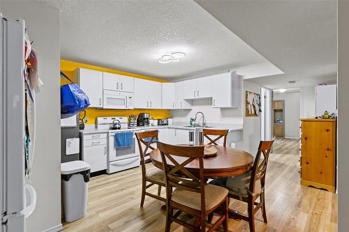 1405 Lepitzki Road, Creston, BC - Indoor