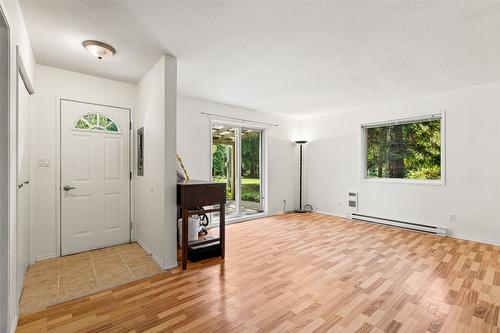 1405 Lepitzki Road, Creston, BC - Indoor Photo Showing Other Room