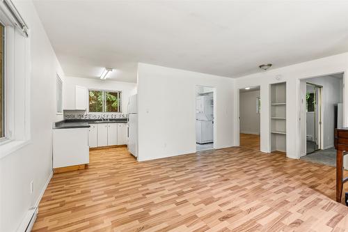 1405 Lepitzki Road, Creston, BC - Indoor