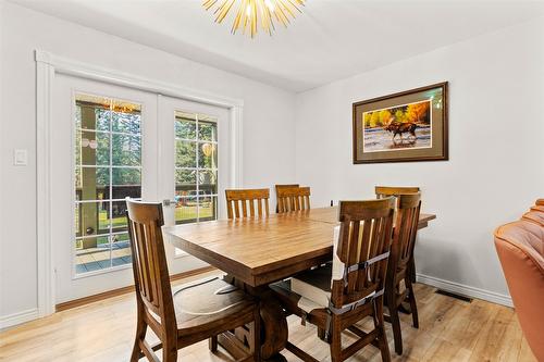 1405 Lepitzki Road, Creston, BC - Indoor Photo Showing Dining Room