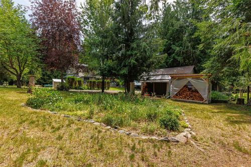 1405 Lepitzki Road, Creston, BC - Outdoor
