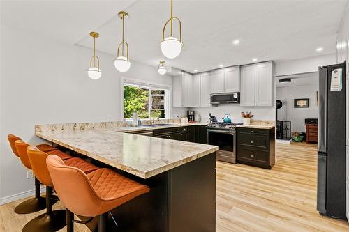 1405 Lepitzki Road, Creston, BC - Indoor Photo Showing Kitchen With Upgraded Kitchen