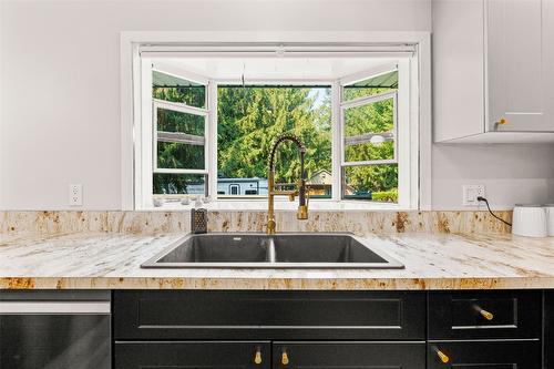 1405 Lepitzki Road, Creston, BC - Indoor Photo Showing Kitchen With Double Sink