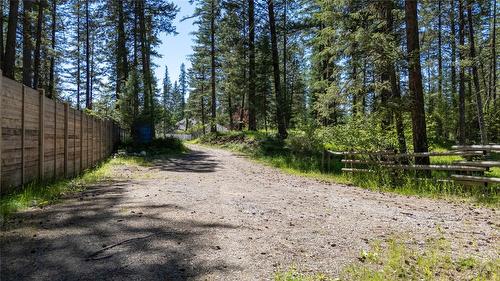 6780 Mead Road, Jaffray, BC - Outdoor