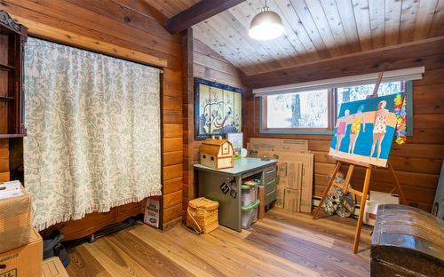 781 Gardom Lake Road, Enderby, BC - Indoor Photo Showing Other Room