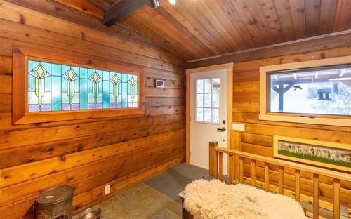781 Gardom Lake Road, Enderby, BC - Indoor Photo Showing Other Room