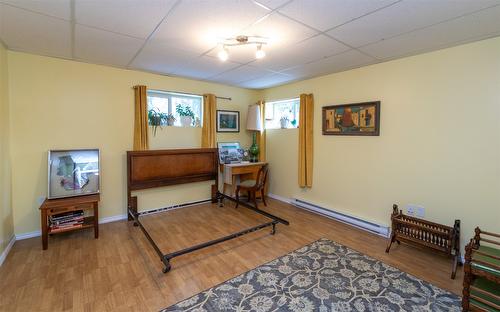 781 Gardom Lake Road, Enderby, BC - Indoor