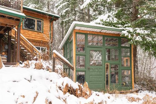 781 Gardom Lake Road, Enderby, BC - Outdoor