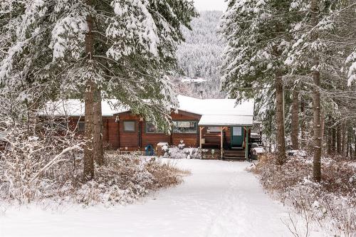 781 Gardom Lake Road, Enderby, BC - Outdoor