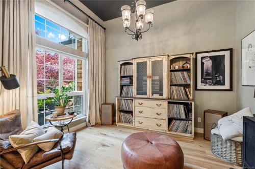 7190 Hase Pl, Lantzville, BC 