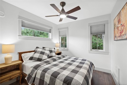 7190 Hase Pl, Lantzville, BC 