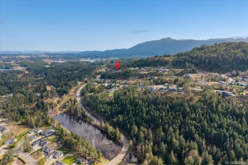 5055 Broad Ridge Pl, Lantzville, BC 