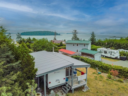 1098 Sixth Ave, Ucluelet, BC 