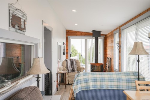 1098 Sixth Ave, Ucluelet, BC 