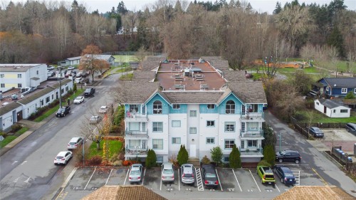 302-275 First St, Duncan, BC - Outdoor