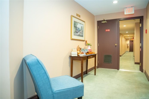 302-275 First St, Duncan, BC - Indoor Photo Showing Other Room