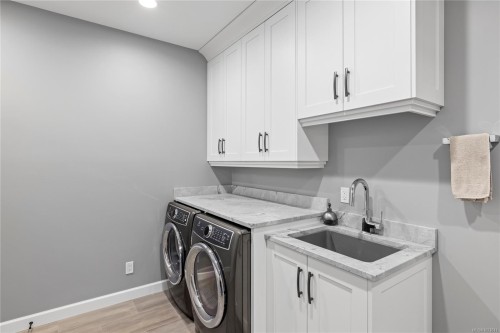 6127 Chase Dr, Port Alberni, BC 