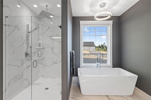 6127 Chase Dr, Port Alberni, BC 