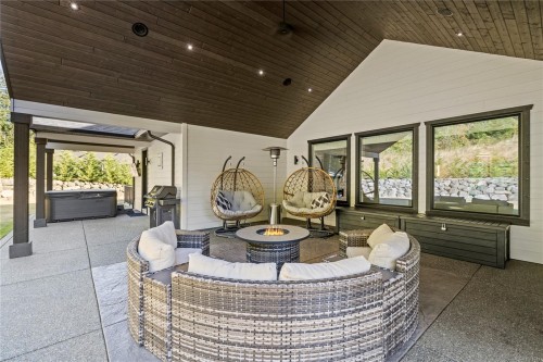 6127 Chase Dr, Port Alberni, BC 