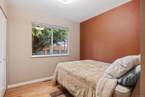 317 Quarry Rd, Comox, BC 