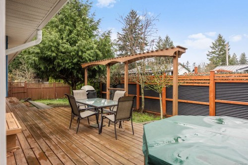 317 Quarry Rd, Comox, BC 