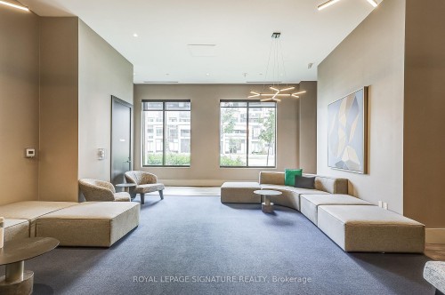 716-2550 Simcoe Street N, Oshawa, ON - Indoor