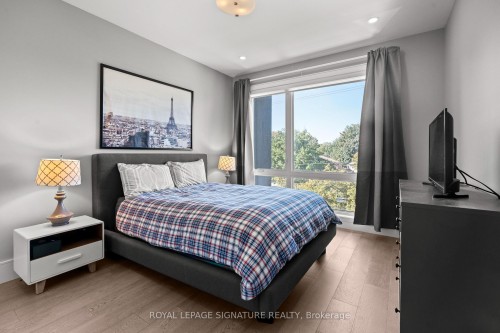 425B Valermo Drive, Toronto, ON - Indoor Photo Showing Bedroom