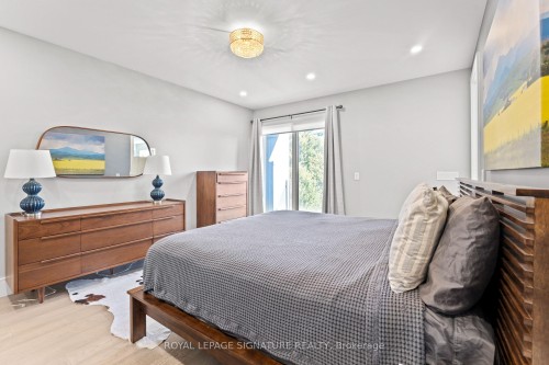 425B Valermo Drive, Toronto, ON - Indoor Photo Showing Bedroom