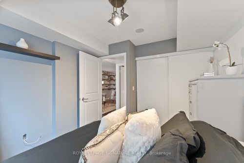 911-85 East Liberty Street, Toronto, ON - Indoor