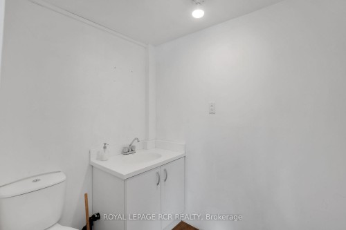 273 Newlove Drive, Caledon, ON - Indoor Photo Showing Bathroom