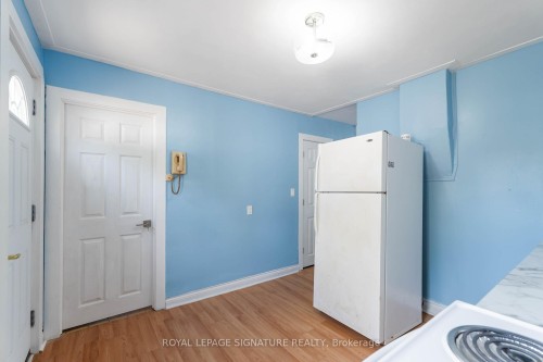 84 Frederick Avenue, Hamilton, ON - Indoor