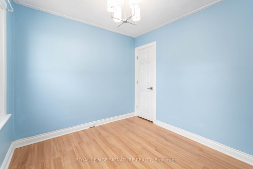 84 Frederick Avenue, Hamilton, ON - Indoor Photo Showing Other Room