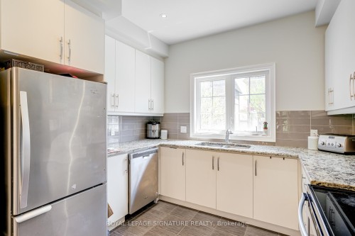 1223 Azinger Lane, Mississauga, ON 