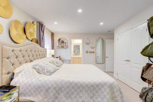 1223 Azinger Lane, Mississauga, ON 